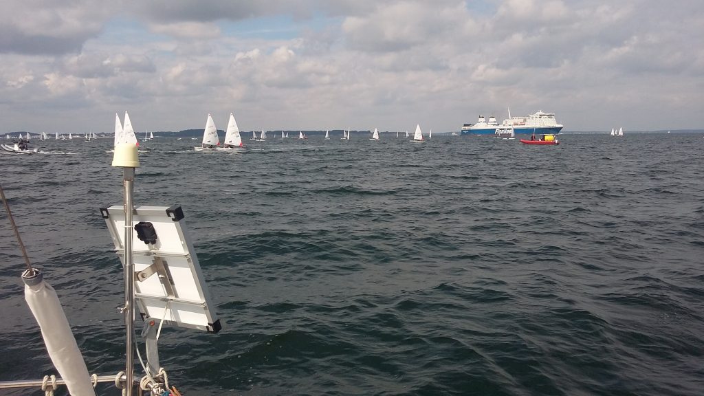 Travemünder Woche, schnell weg von hier